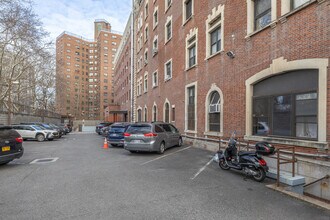 The China Mansion Coop in Brooklyn, NY - Building Photo - Building Photo