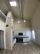 502 W 17th St in Austin, TX - Building Photo