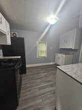 4341 11th St in Rock Island, IL - Building Photo - Building Photo