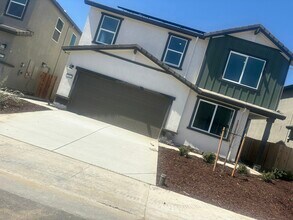 7811 Silver Pond Wy in Antelope, CA - Building Photo - Building Photo