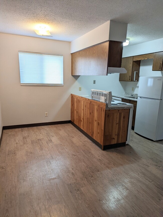Seasons View Apartments