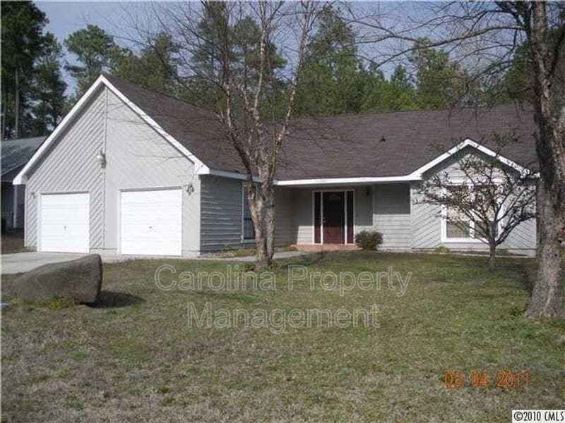 6924 Long Needles Dr in Charlotte, NC - Building Photo