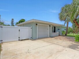 131 E Arlington St in Satellite Beach, FL - Building Photo