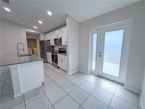 331 NE 25th St in Cape Coral, FL - Building Photo - Building Photo