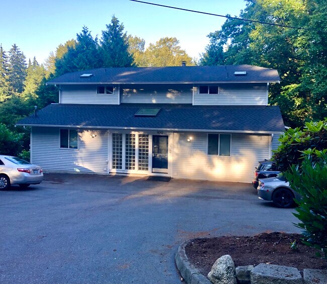 9012 236th St Sw Rentals in Edmonds, WA
