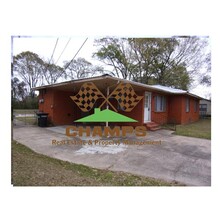 163 Gulino St in Opelousas, LA - Building Photo - Building Photo