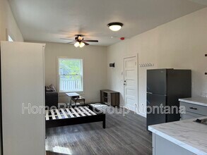 508 S 3rd St W in Missoula, MT - Foto de edificio - Building Photo