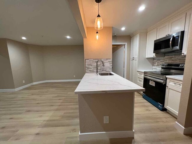 property at 3183 Wayside Plz
