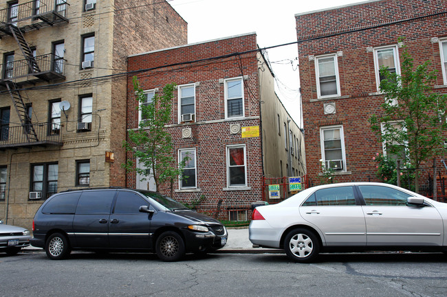 1330 Manor Ave in Bronx, NY - Building Photo - Building Photo