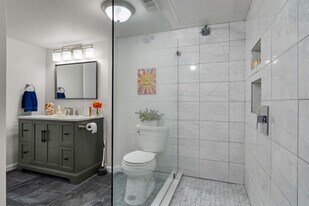 2808 Escada Dr, Unit 107R in Farmers Branch, TX - Building Photo