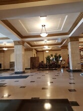 15 E Kirby St in Detroit, MI - Foto de edificio - Building Photo