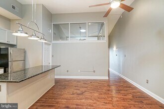 6 Strawberry St in Philadelphia, PA - Building Photo - Building Photo