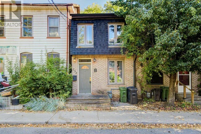 237 Ontario St in Toronto, ON - Building Photo - Building Photo