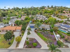 620 Lacrosse Pl in Escondido, CA - Building Photo - Building Photo