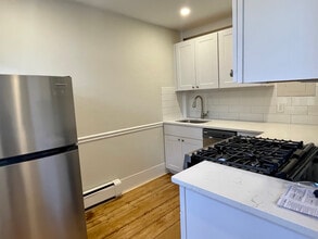 42 Fayette St in Boston, MA - Foto de edificio - Building Photo