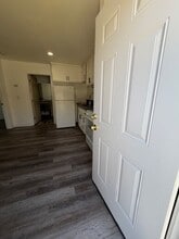 3320 W 66th St in Los Angeles, CA - Building Photo - Building Photo