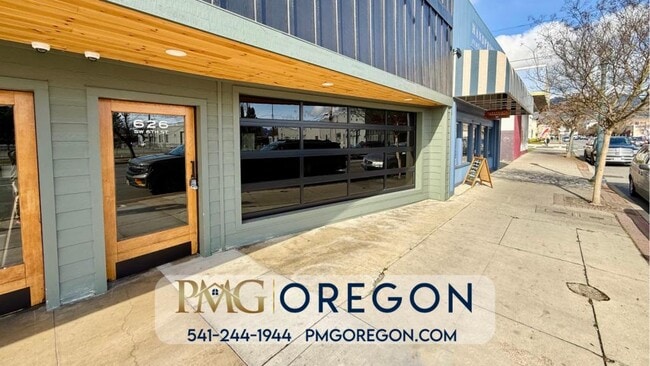 626 SW 6th St in Grants Pass, OR - Building Photo - Building Photo