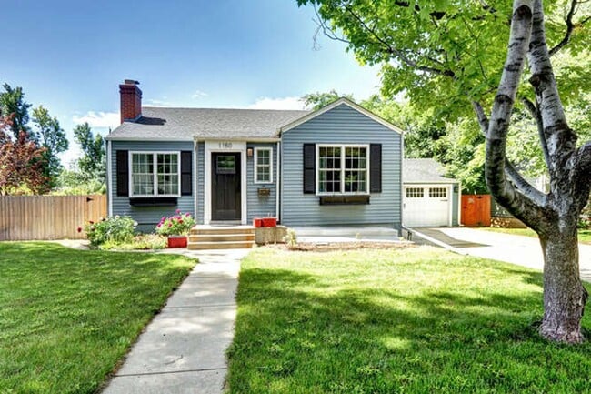 property at 1150 E Amherst Ave