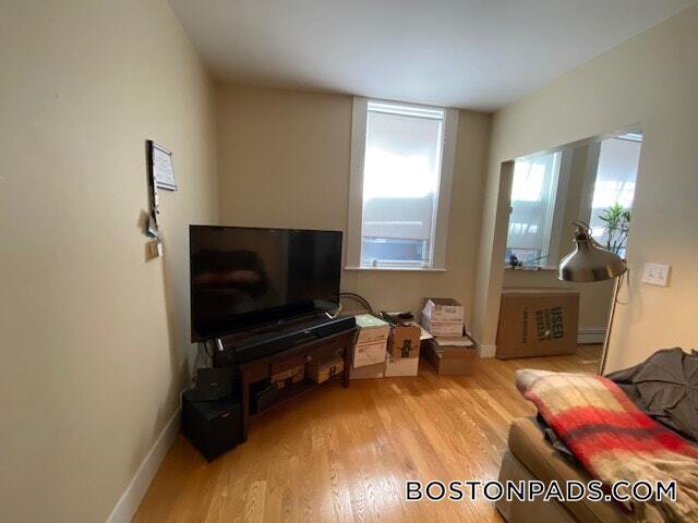 232 Cambridge St, Unit 3 in Boston, MA - Building Photo - Building Photo