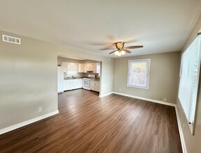 11408 IL-120 in Woodstock, IL - Building Photo - Building Photo