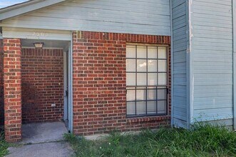 2305 Miguel Ln in Arlington, TX - Building Photo - Building Photo
