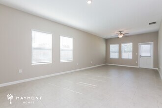 360 Kenilworth Dr in Kissimmee, FL - Building Photo - Building Photo