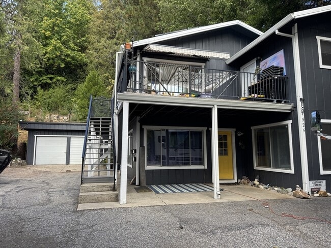 526 Mill St in Grass Valley, CA - Building Photo - Building Photo