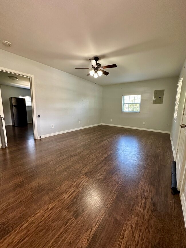 2229 E Welch Rd in Apopka, FL - Building Photo - Building Photo