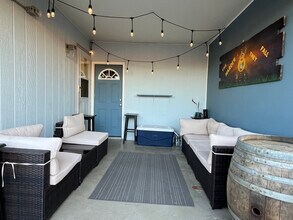 1180 S Depew St, Unit Whole home in Lakewood, CO - Foto de edificio - Building Photo