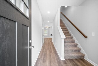 941 Cumberland Dr in Clarksville, TN - Building Photo - Building Photo