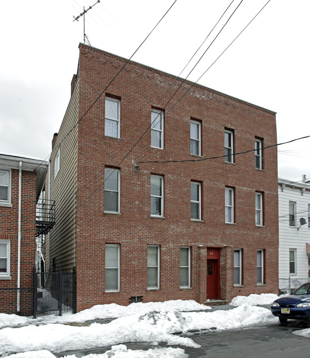 36 Cambridge Ave in Jersey City, NJ - Building Photo