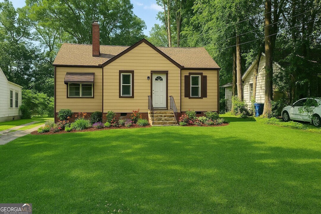 1215 Lyndale Dr SE in Atlanta, GA - Building Photo