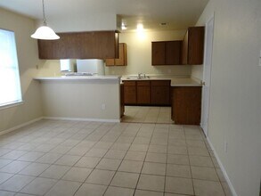 3215 Hirschfield Rd in Spring, TX - Building Photo - Building Photo