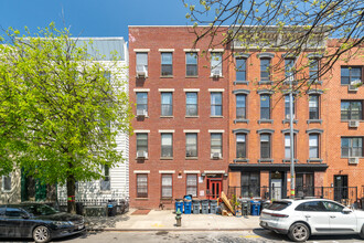 91 Eagle St in Brooklyn, NY - Building Photo - Building Photo