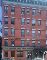 336 4th St in Jersey City, NJ - Building Photo