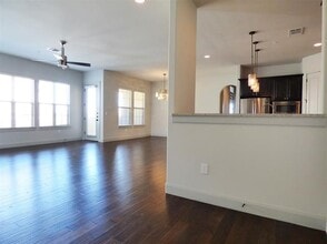 545 Via Amalfi in Irving, TX - Building Photo - Building Photo