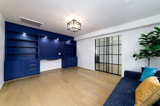 10819 Candlewood Dr in Houston, TX - Building Photo - Building Photo