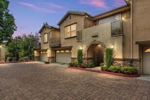 7353 Ellena W in Rancho Cucamonga, CA - Building Photo