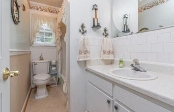 3561 Poppy Crescent in Virginia Beach, VA - Building Photo - Building Photo