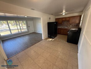 9128 Norfolk Blvd in Jacksonville, FL - Building Photo - Building Photo