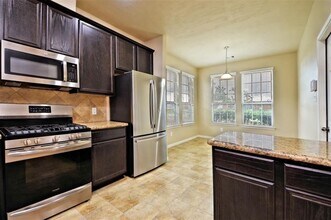 5823 Plantation Forest Dr in Katy, TX - Building Photo - Building Photo