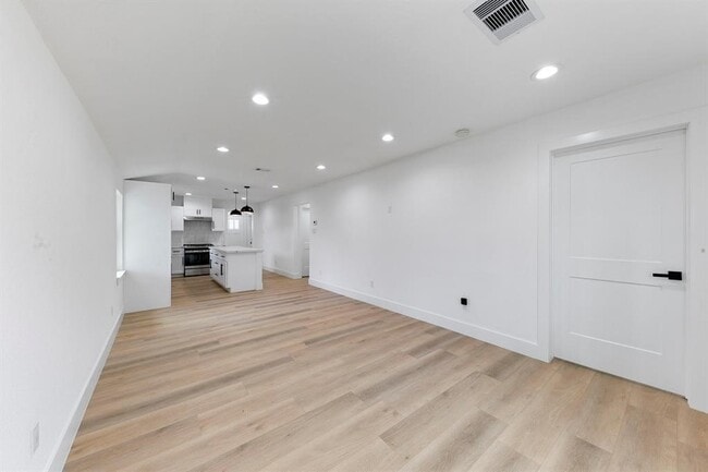 property at 5610 Chapman St
