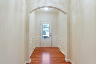 6095 Apple Rose Dr in Alpharetta, GA - Foto de edificio - Building Photo