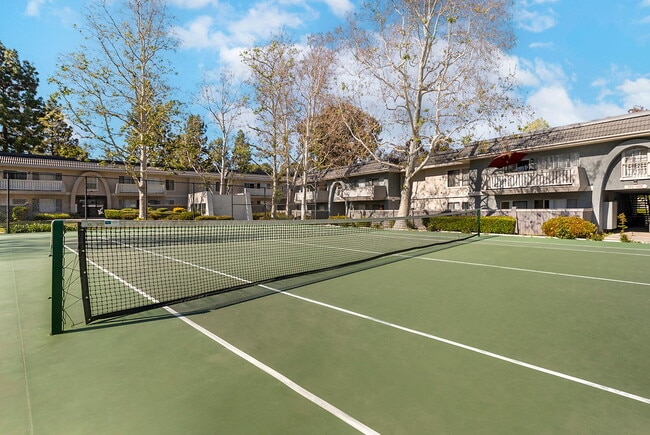 Hillcrest Park in Newbury Park, CA - Building Photo - Building Photo