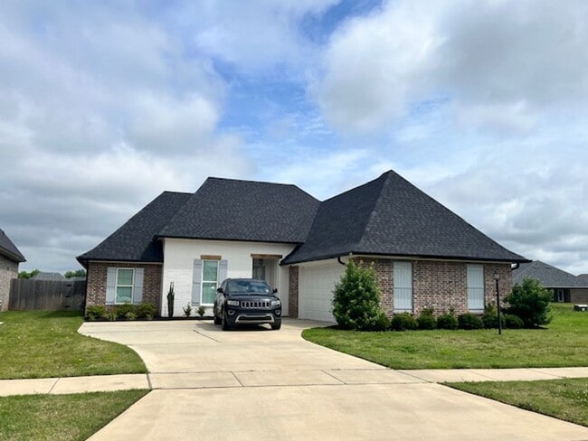 property at 5137 Tensas Dr