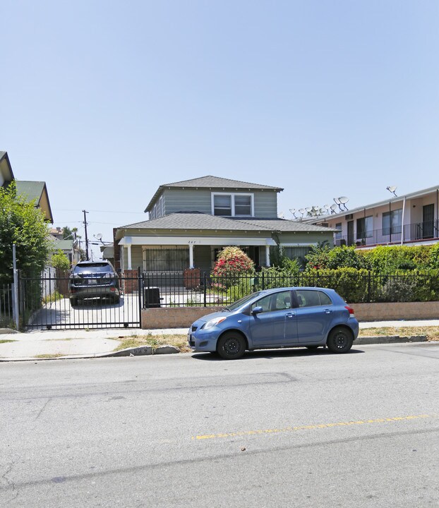 247 S Hoover St in Los Angeles, CA - Building Photo