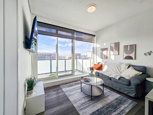 327-39A 9a St NW in Calgary, AB - Building Photo - Building Photo