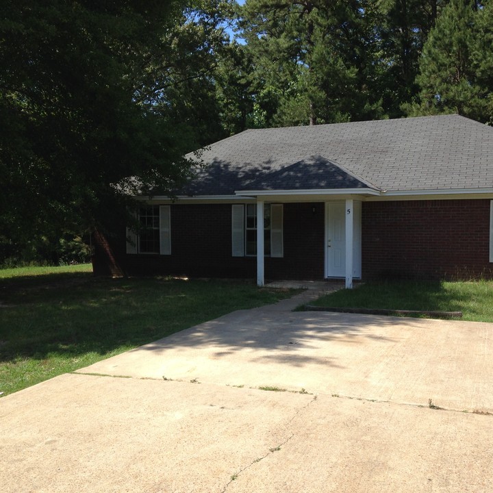 7 County Road 4080 in Oxford, MS - Foto de edificio