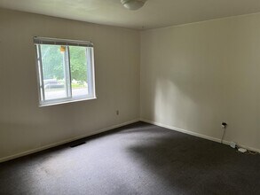 624 Stoddard Ave in East Lansing, MI - Building Photo - Building Photo