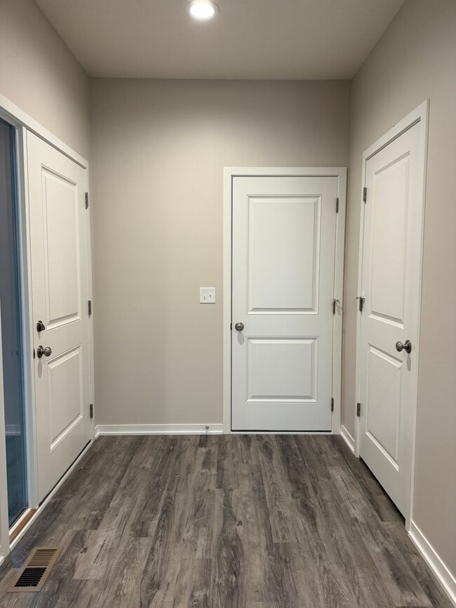 8907 S 47th St in Lincoln, NE - Building Photo - Building Photo